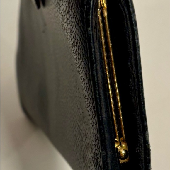 CHANEL BLACK CAVIAR LEATHER BI-FOLD WALLET KISS LOCK COIN PURSE PROJECT PIECE - Picture 12 of 16